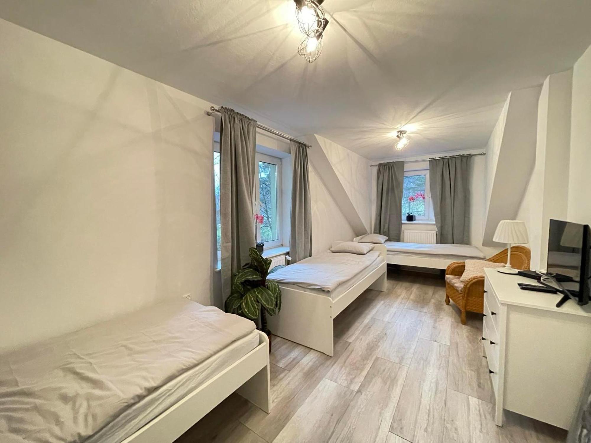 Ostoya Roztocze Hotel Szczebrzeszyn Ngoại thất bức ảnh